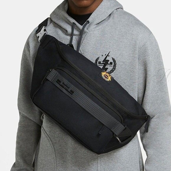 NIKE LEBRON JAMES FANNY PACK CROSSBODY BAG HIP WAIST BELT DB2478-010 King LBJ - Picture 1 of 11